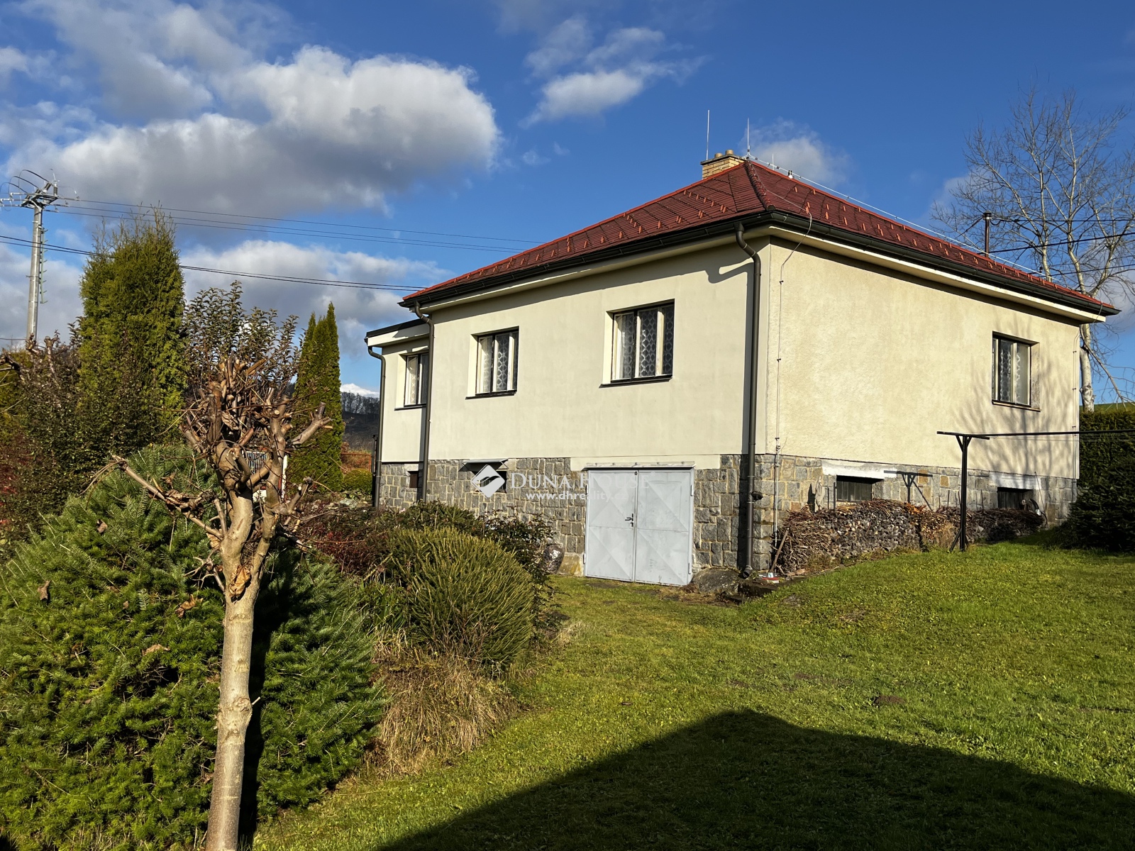 Prodej domu, Týnec nad Sázavou, Okres Benešov