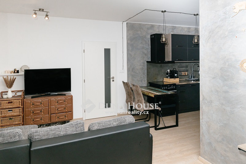 For sale flat, Ctiradova, Praha 4 Nusle