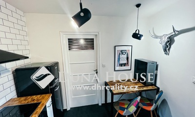 For sale flat, U Kublova, Praha 4 Podolí