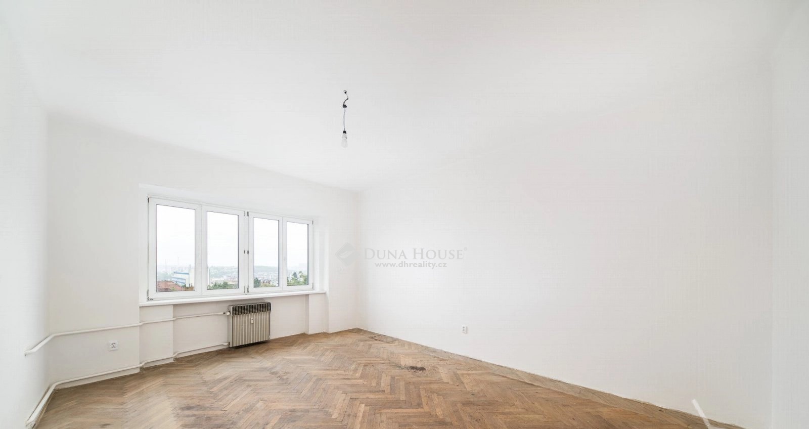 For sale flat, V Horní Stromce, Praha 3 Vinohrady