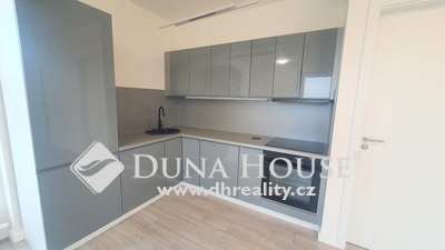 For sale flat, Kardausova, Praha 10 Dolní Měcholupy