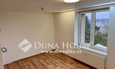 For sale flat, Suchdolské náměstí, Praha 6 Suchdol